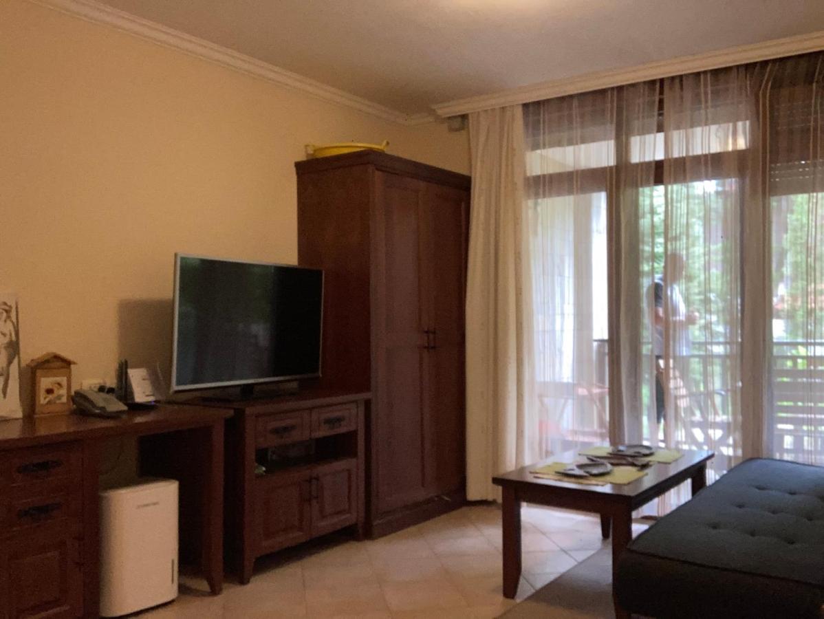 Lovely Apartment Santa Marina Sozopol Exterior photo