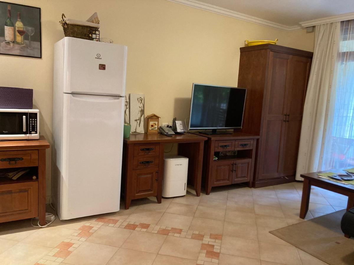 Lovely Apartment Santa Marina Sozopol Exterior photo